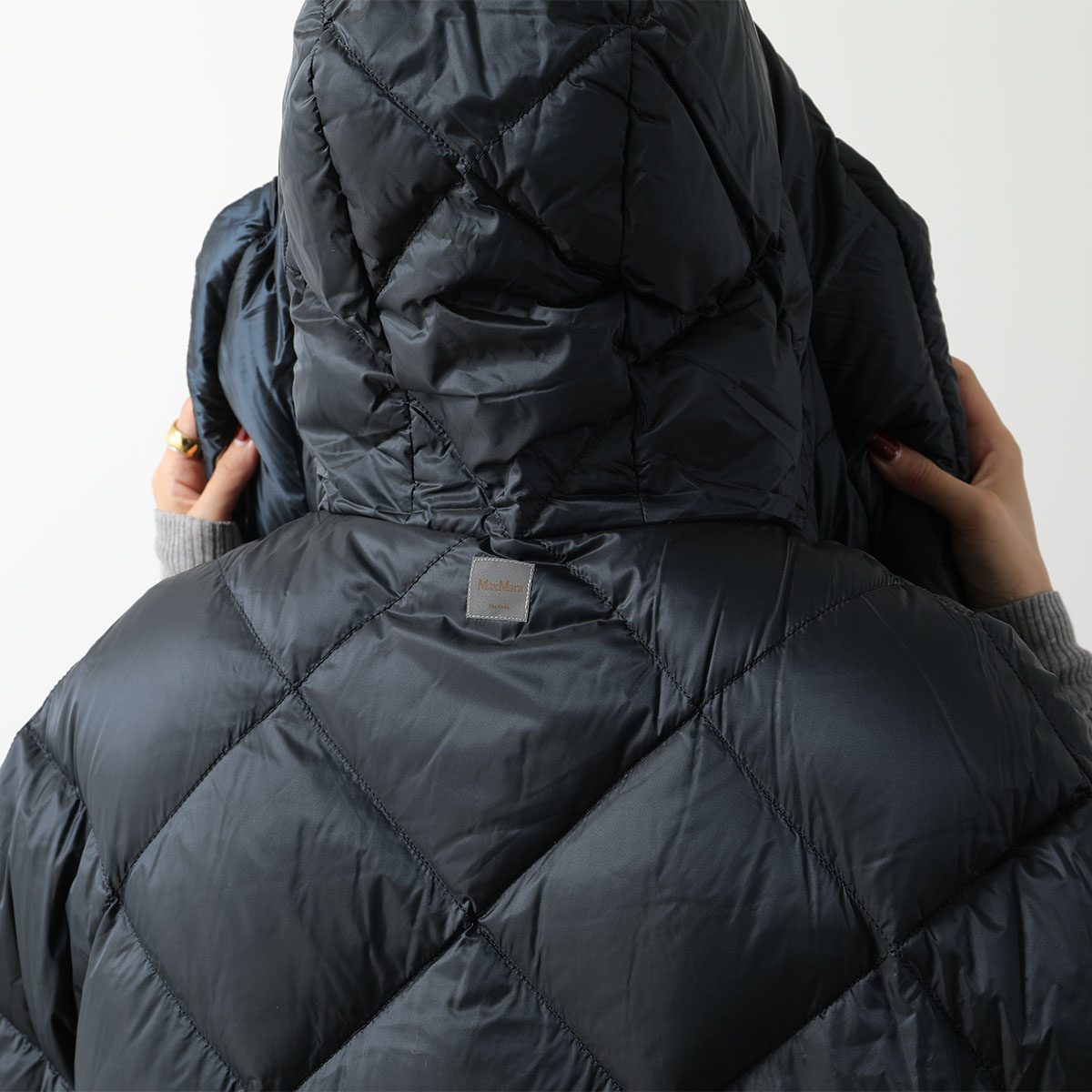 Max Mara The Cube マックスマーラ ザ・キューブ ダウンケープ TRECA