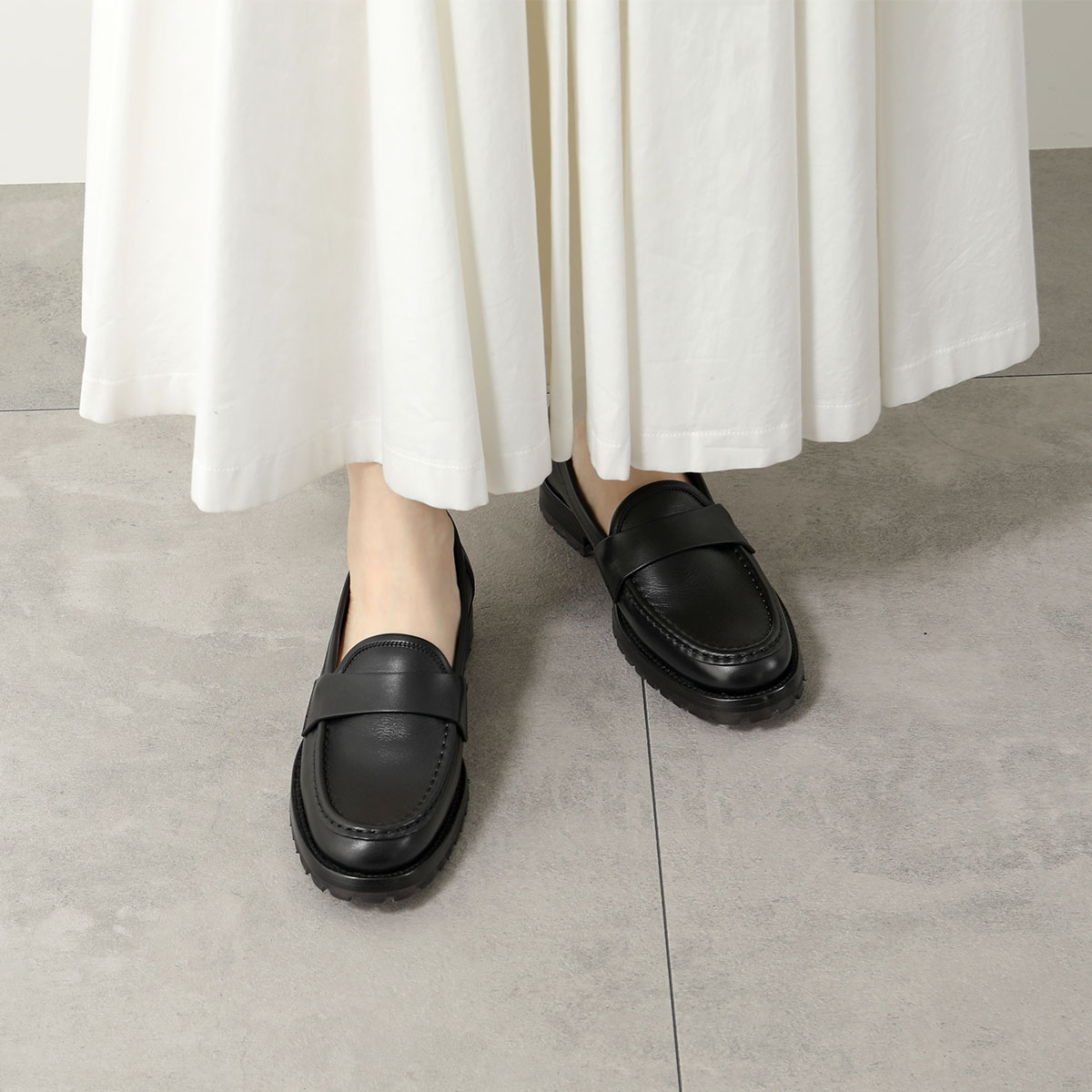 MANOLO BLAHNIK マノロブラニク ローファー TIRANDANU CALF 010 MANOLO BLAHNIK マノロブラニク ローファー TIRANDANU CALF 010
