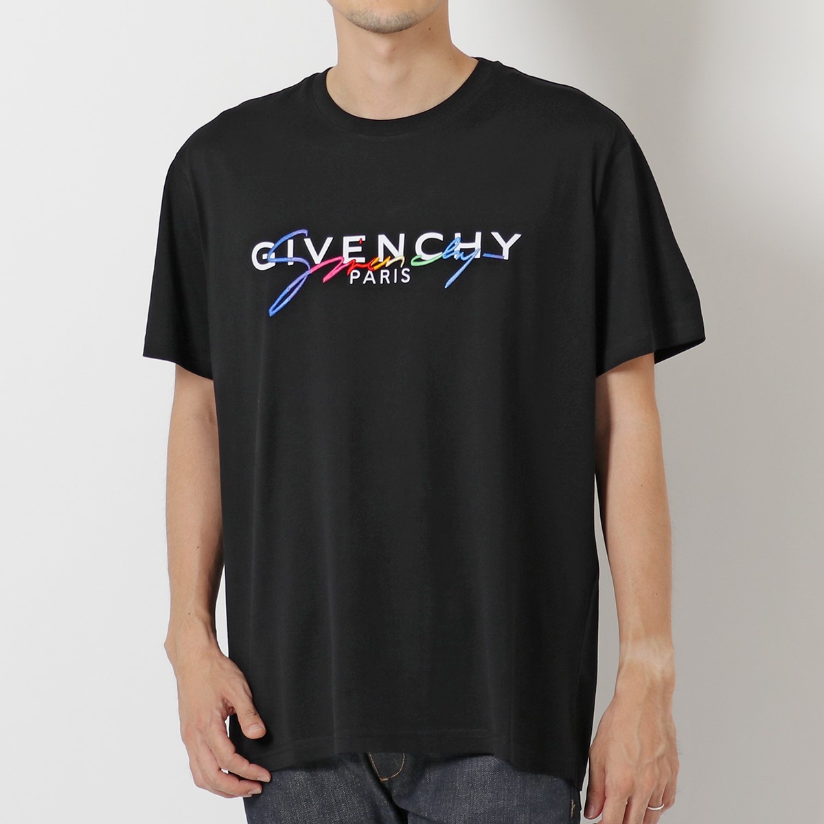 ジバンシィ カットソー クロエ Givenchy クルーネック シグニチャー刺繍 ロゴt 半袖tシャツ シャネル Bm70rl3002 コットン 001 Black メンズ ジバンシィ カットソー クロエ Givenchy クルーネック シグニチャー刺繍 ロゴt 半袖tシャツ シャネル Bm70rl3002 コットン 001 Black メンズ