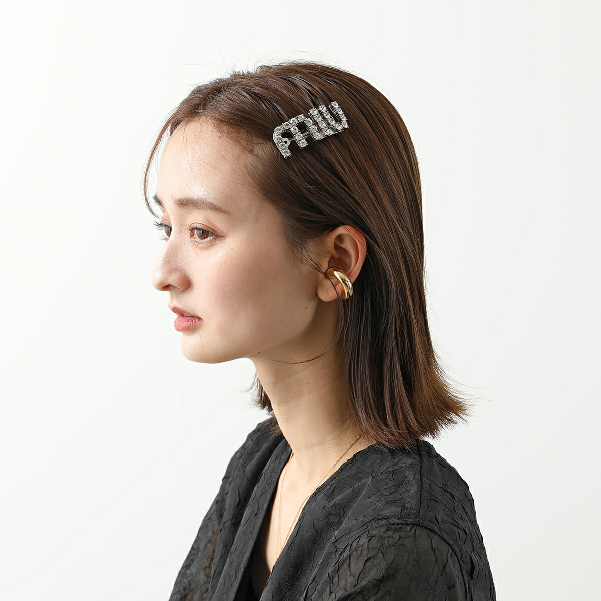 ⭐️【限定価格】miumiu ミュウミュウ ヘアクリップ グレー ⭐️【限定価格】miumiu ミュウミュウ ヘアクリップ グレー