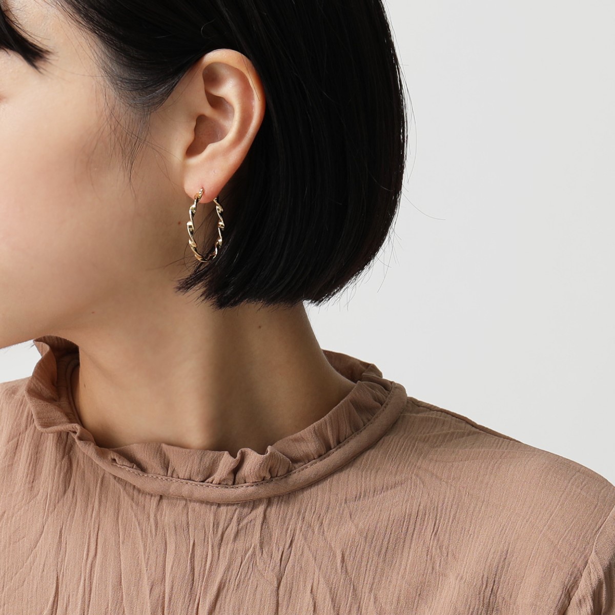 LOUISE DAMAS/ルイーズダマス ワイドフープピアス LDVEN-9