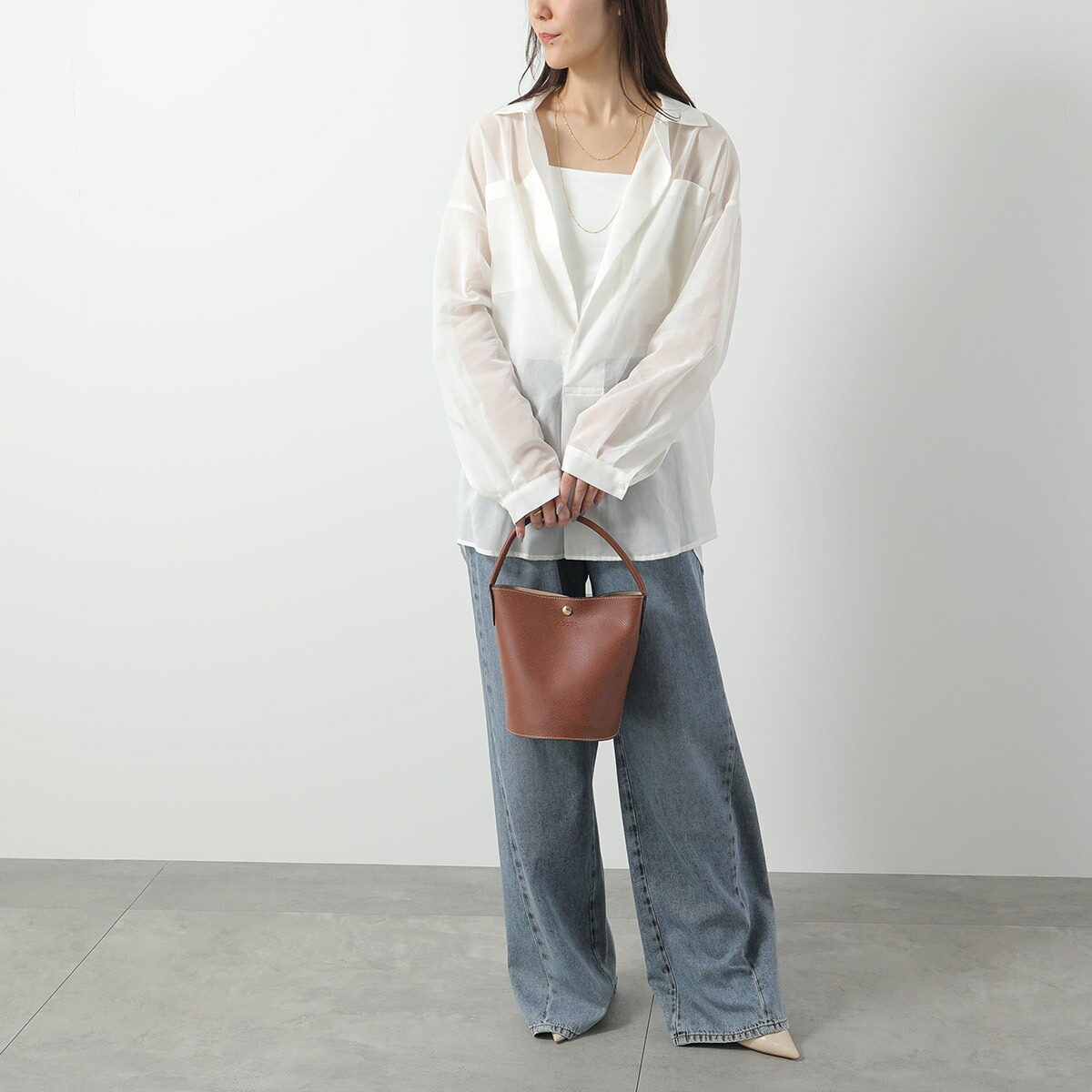 Longchamp ロンシャン バケットバッグ CUIR DE RUSSIE EPURE M