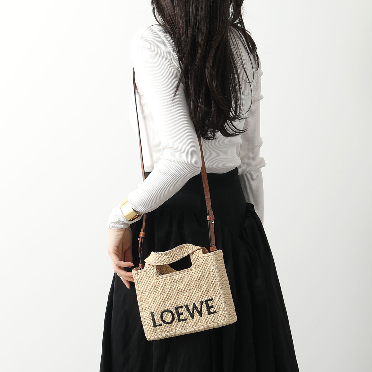 楽天市場】LOEWE ロエベ 328.24.W10 POCHETTE BAG スリット