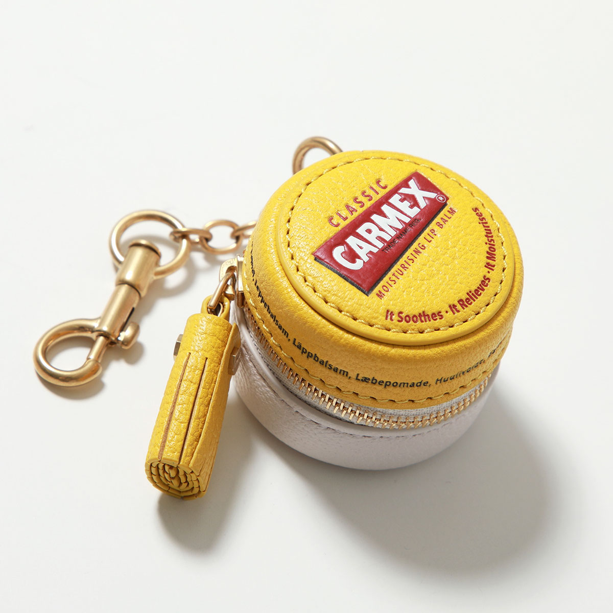 Anya Hindmarch Choco Leibniz バッグチャーム Anya Brands Choco Leibniz Charm | Anya Hindmarch UK