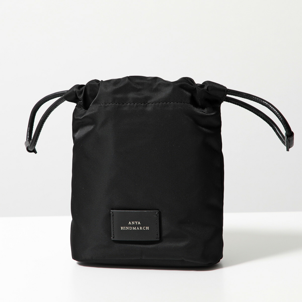 【ANYA HINDMARCH】Eyes Drawstring Pouch 巾着ポーチ Eyes Drawstring Pouch | Anya Hindmarch US