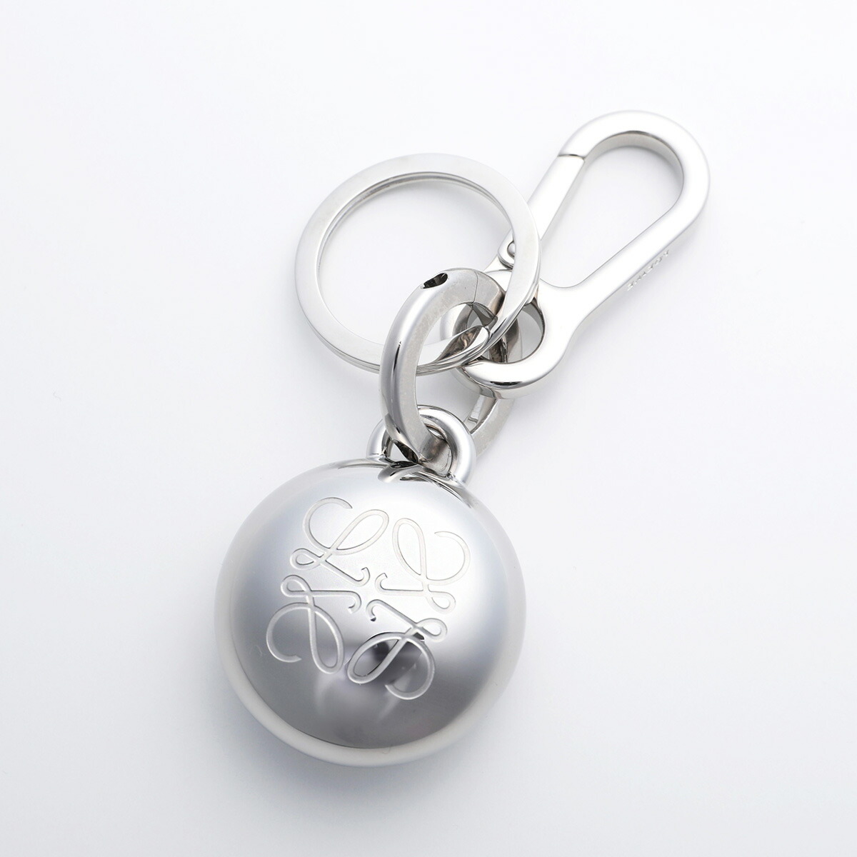 楽天市場】LOEWE ロエベ バッグチャーム ANAGRAM PEBBLE LOCKET