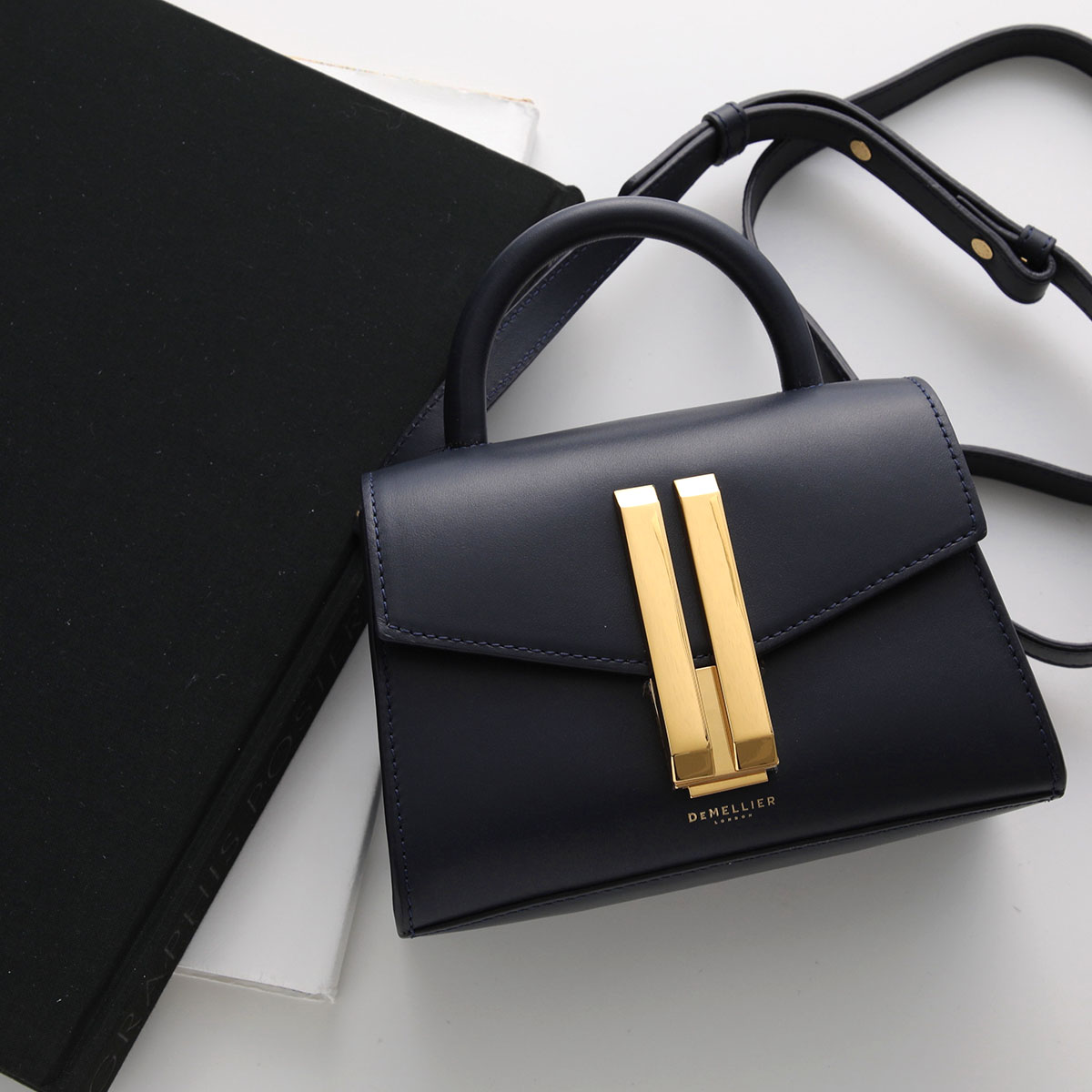 DEMELLIER デメリエー ショルダーバッグ NANO MONTREAL レディース