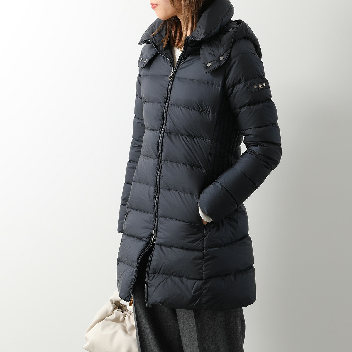 最大2万円OFFクーポン対象・1/30～2/1限定】TATRAS タトラス ダウン