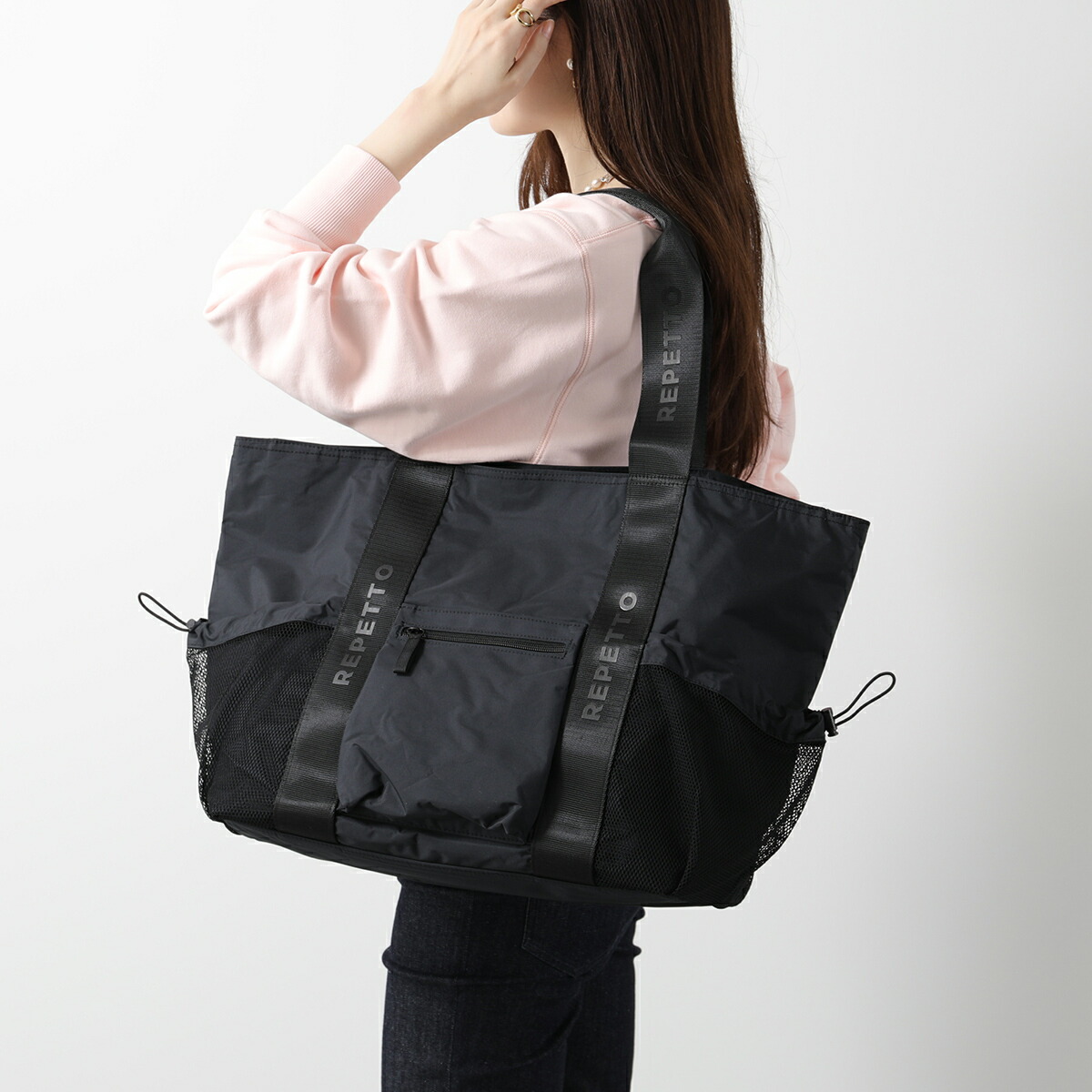 憧れも自負心も、この一枚に。「プラダを着た人でなし」プルオーバーが遂に入荷?