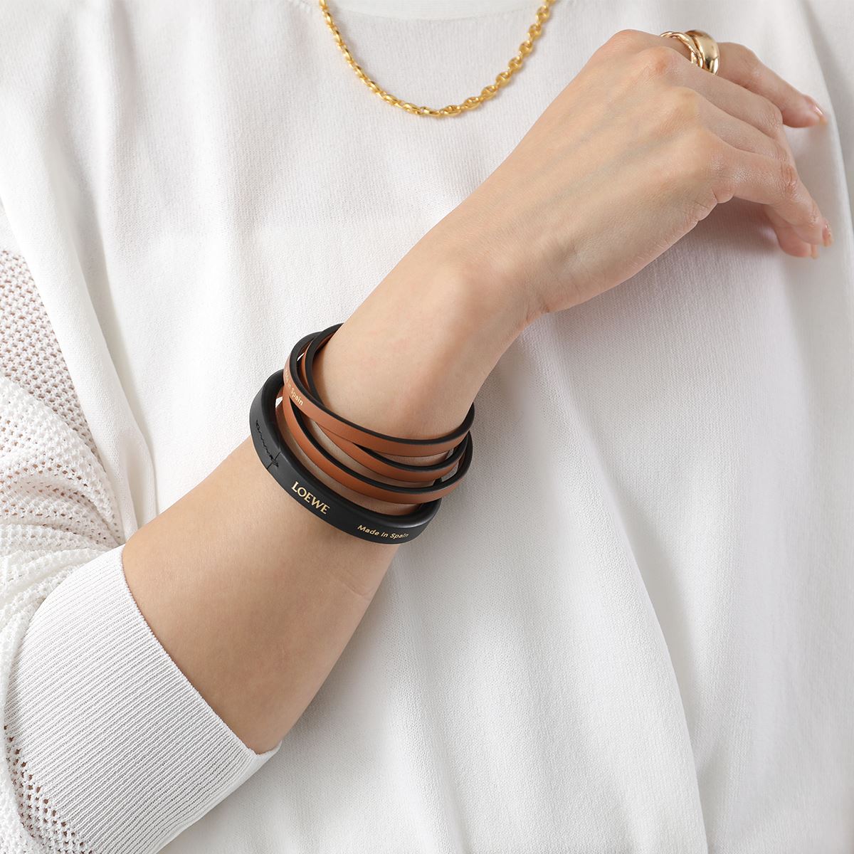 LOEWE ロエべ　ブレスレット　バングル 最大2万円OFFクーポン対象・2/5限定】LOEWE ロエベ バングル