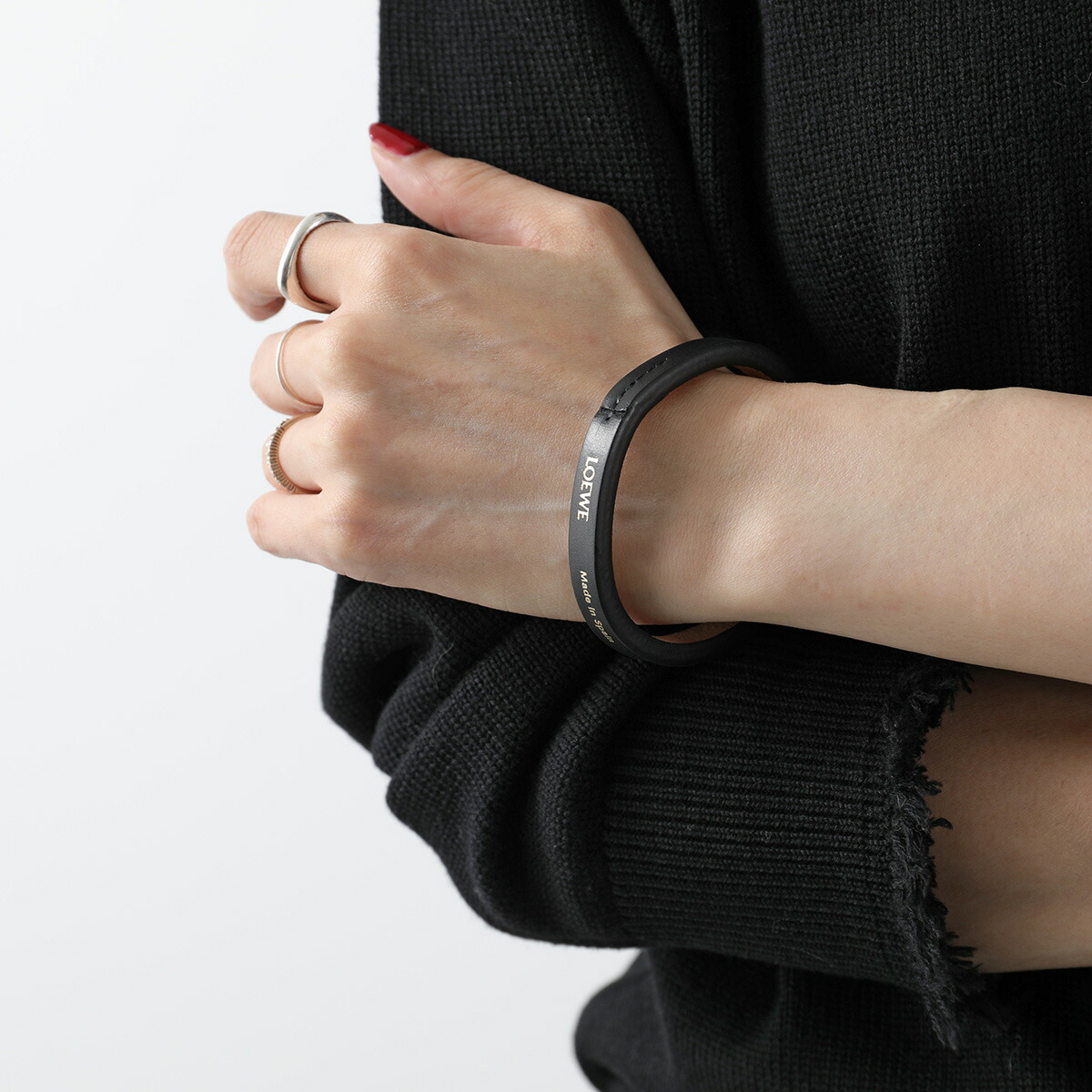 最大2万円OFFクーポン対象・2/5限定】LOEWE ロエベ バングル