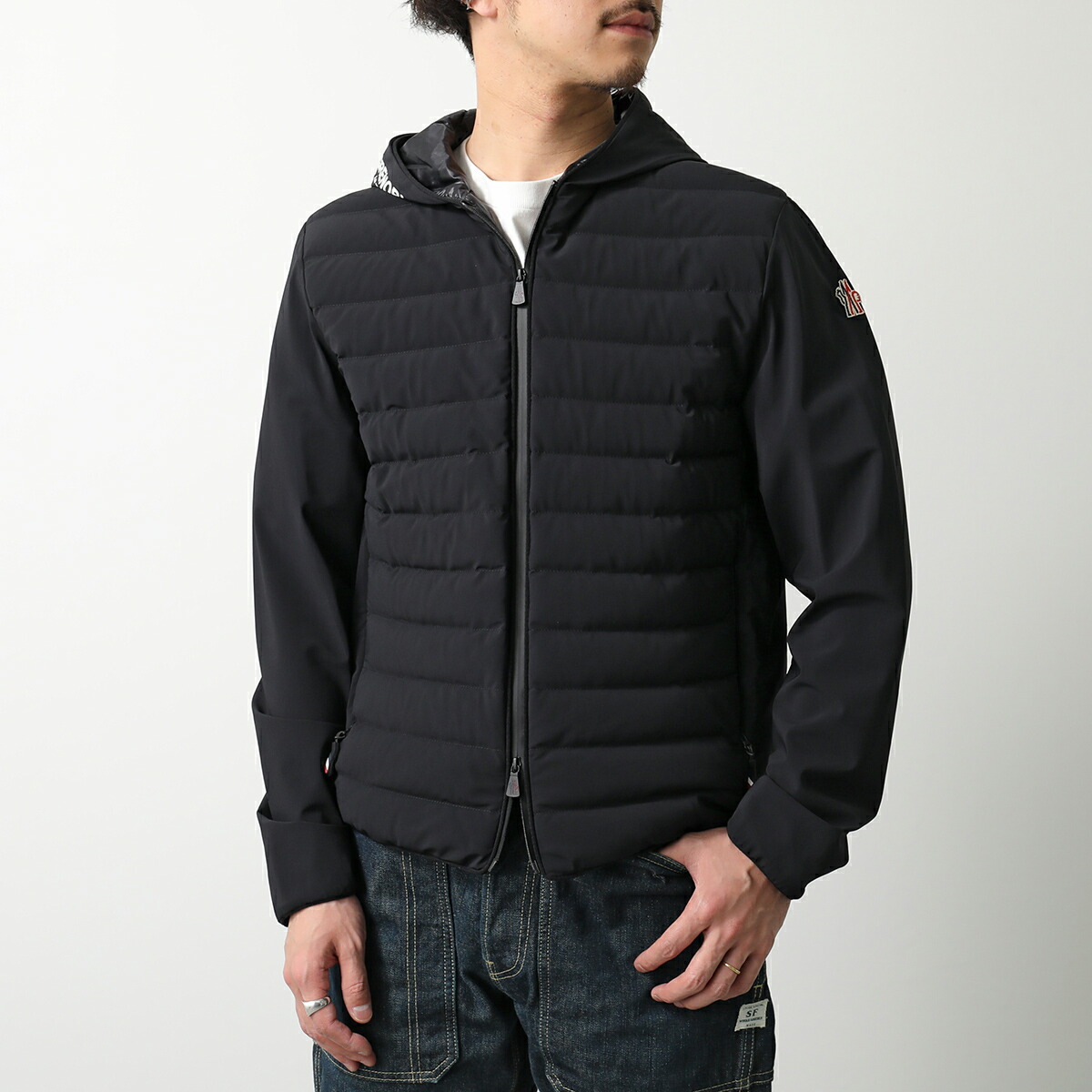 MONCLER モンクレール　ライトダウン　ジャケット MONCLER モンクレール ダウン ダウンジャケット ライトダウン