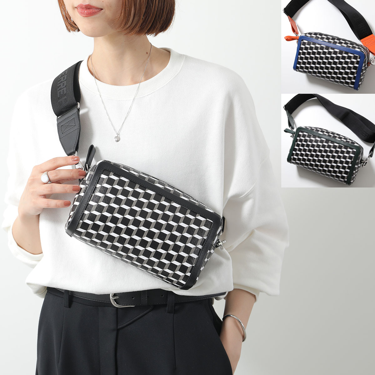 クレージュ ロゴレザーカメラショルダーバッグ ブラック COURREGES クレージュ Slim スリム ロゴ レザー カメラ バッグ