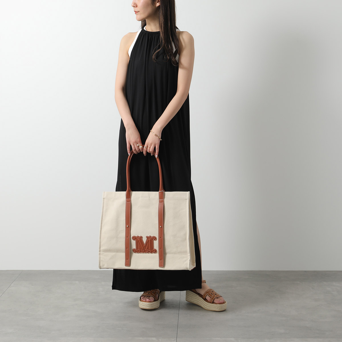 Max Mara ロゴパッチ ロゴパッチ トート バッグ 関税込マックスマーラMax Mara ロゴパッチ トートバッグ (Max