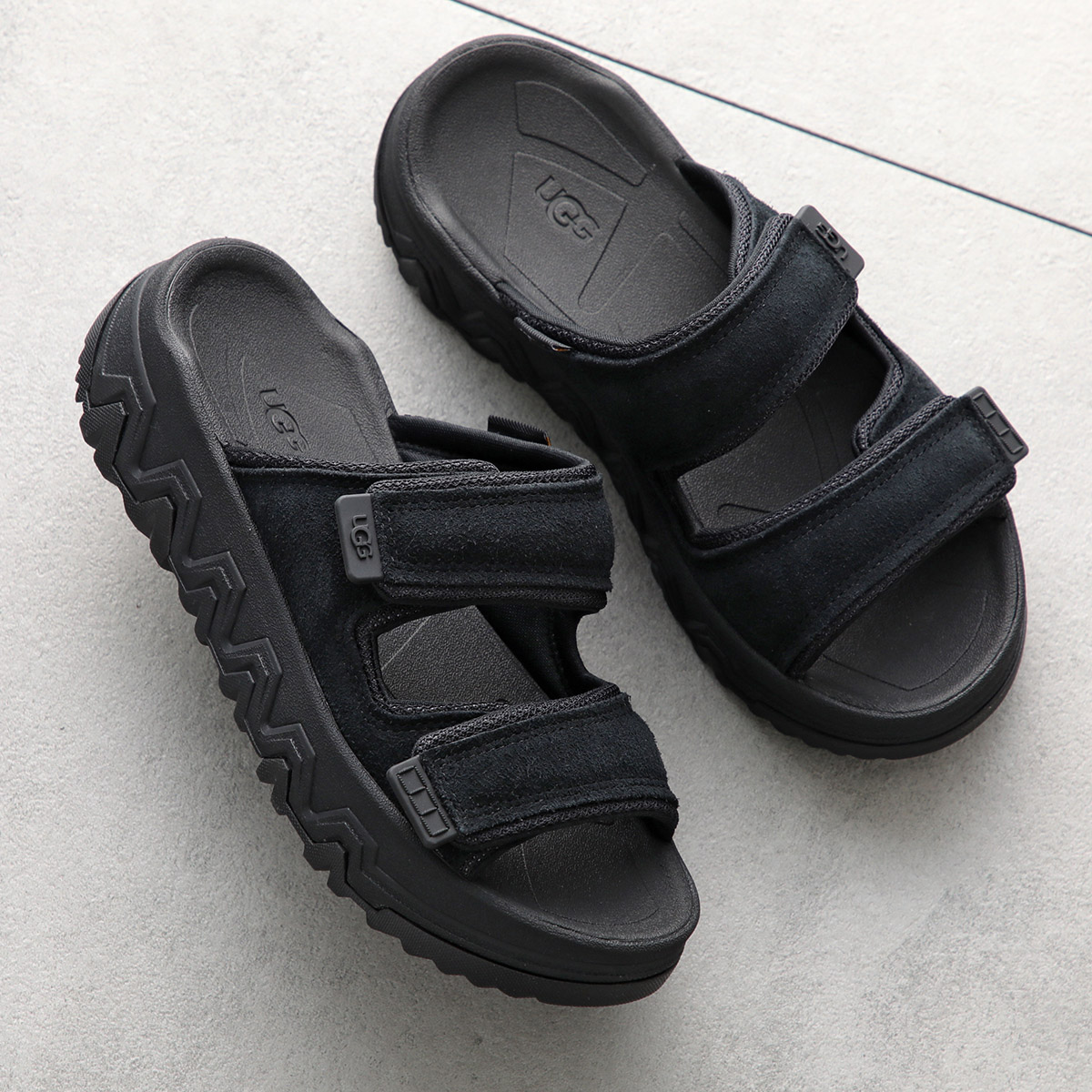 UGG＞ゴールデングロウ サンダル（サンダル）｜UGG（アグ）の