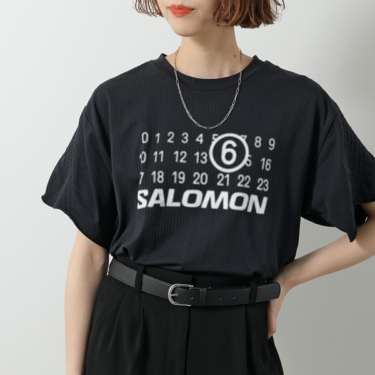 国内発送 MM6 x Salomon ロゴ コラボ Tシャツ グリーン系 MM6（エムエム6）SALOMON/ T-SHIRT（Tシャツ／カットソー