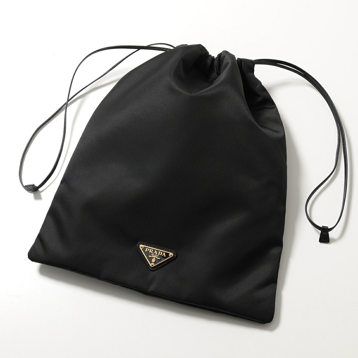 ☆送料関税込☆プラダ Re-Nylon ロゴ ポーチ クラッチバッグ☆ プラダ PRADA クラッチバッグ ポーチ ブラック メンズ