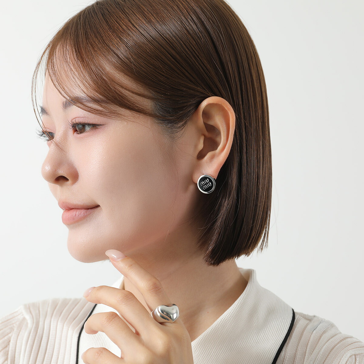 最大2万円OFFクーポン対象・11/29～12/1限定】MIUMIU ミュウミュウ