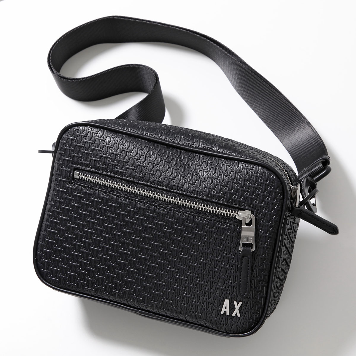 【USED】エンポリオアルマーニ サフィアーノレザー ボディバッグ エンポリオアルマーニ(EMPORIO ARMANI) ボディバッグ・ウエスト