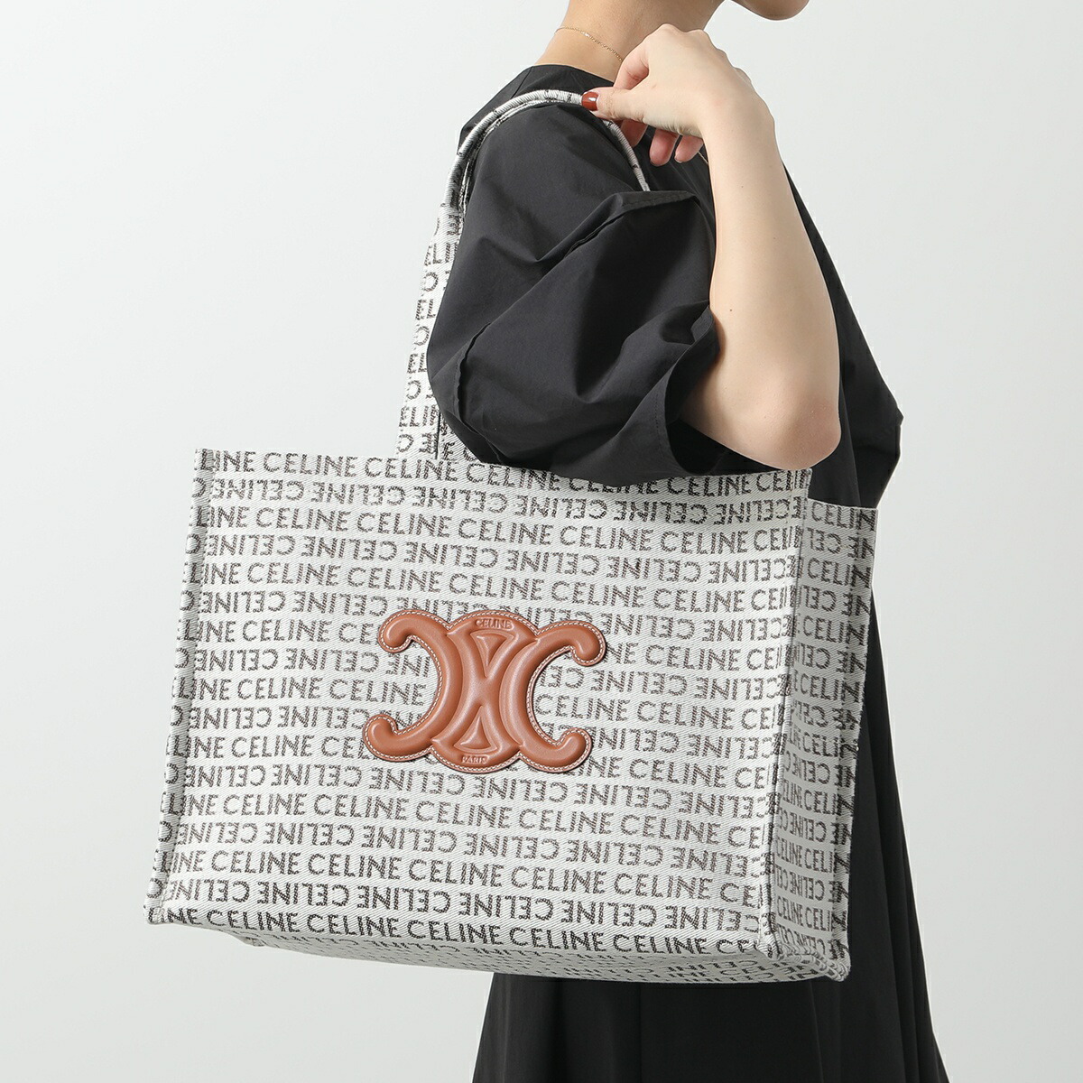 sakusaku【美品】CELINE セリーヌ トートバッグ Large 楽天市場】【8/1～3限定・最大2万円OFFクーポン配布中】CELINE