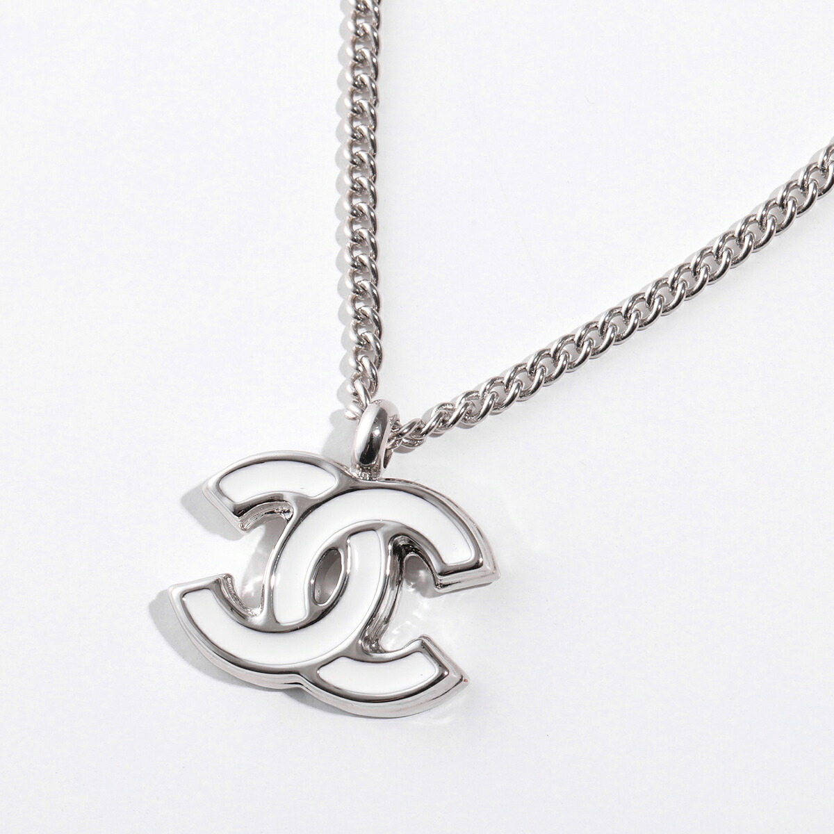 CHANEL❣️シャネル　ネックレス すぐ届く！毎日つけたい☆】CHANEL ロゴ ネックレス キラキラ