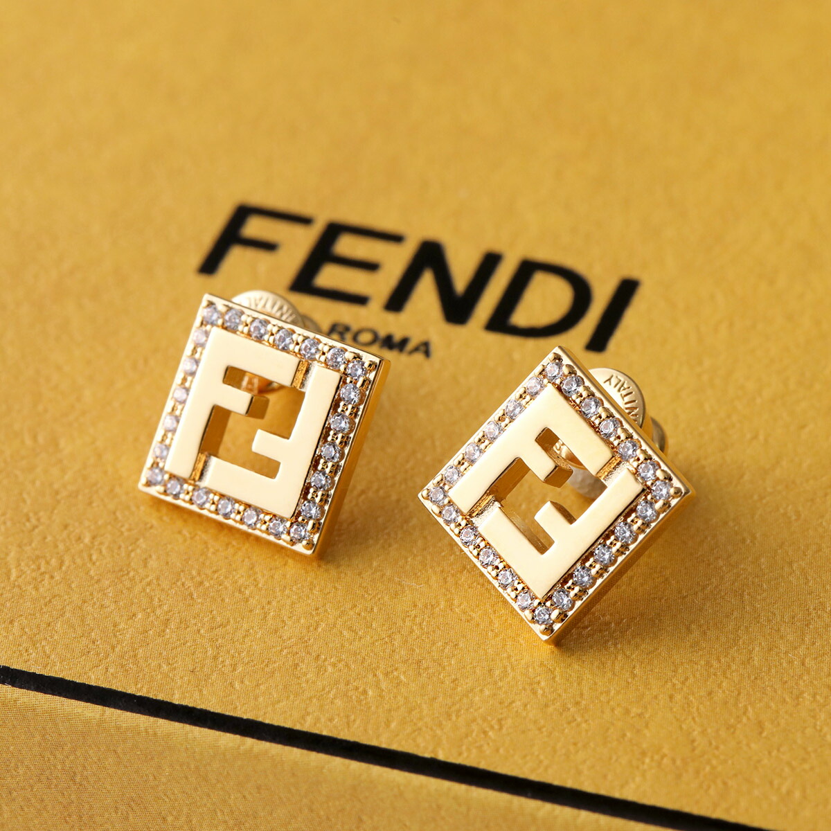 FENDI - FENDI フェンディ FF スター モチーフ ラインストーン
