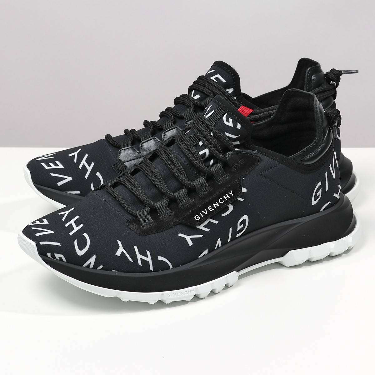 楽天市場 Givenchy ジバンシィ Bh003ah0pt Spectre Runner スニーカー シューズ ロゴ 靴 004 Black White メンズ インポートセレクト Musee