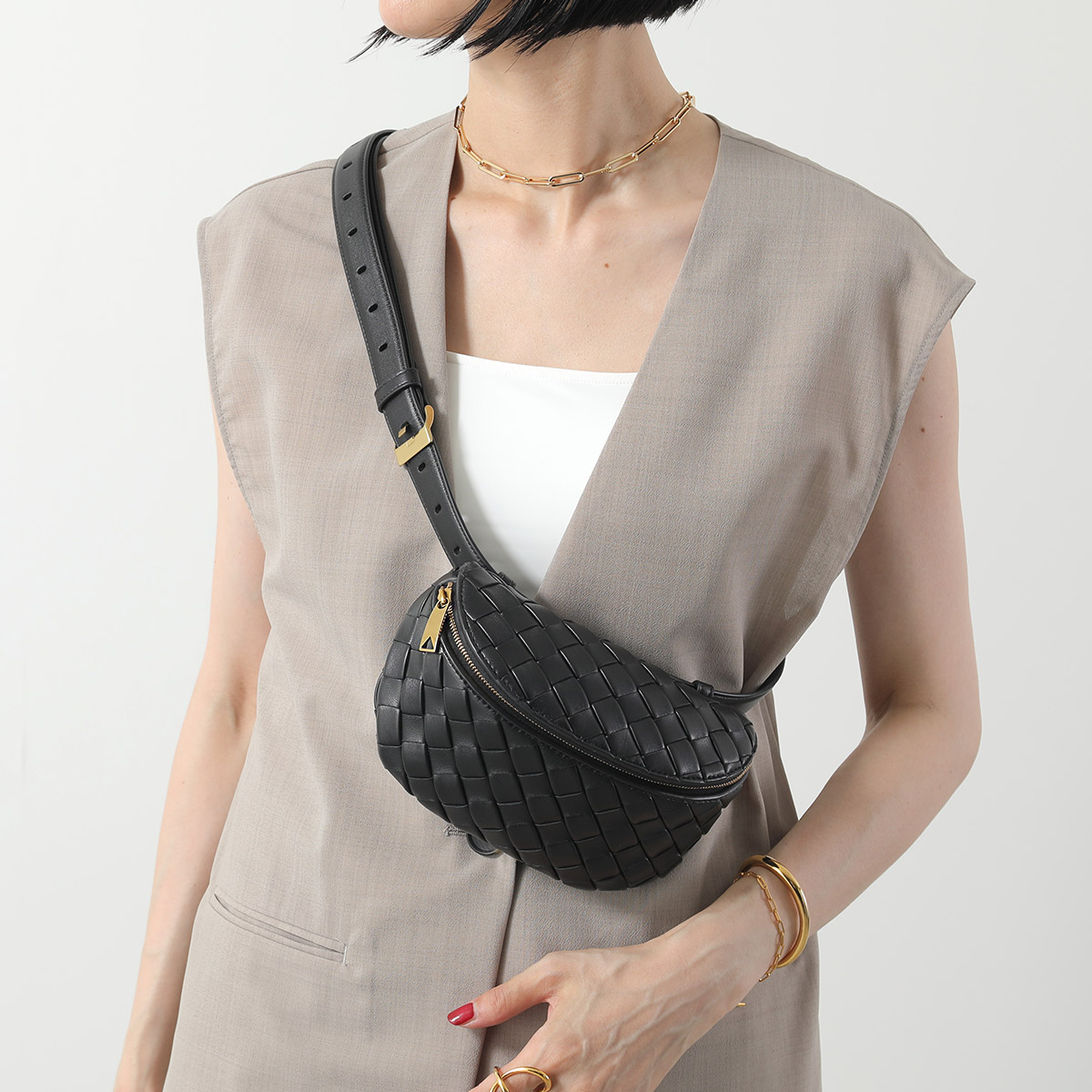 ボッテガ ヴェネタ ジップアップ ウォッシュ バッグ 楽天市場】BOTTEGA VENETA ボッテガヴェネタ ボディバッグ