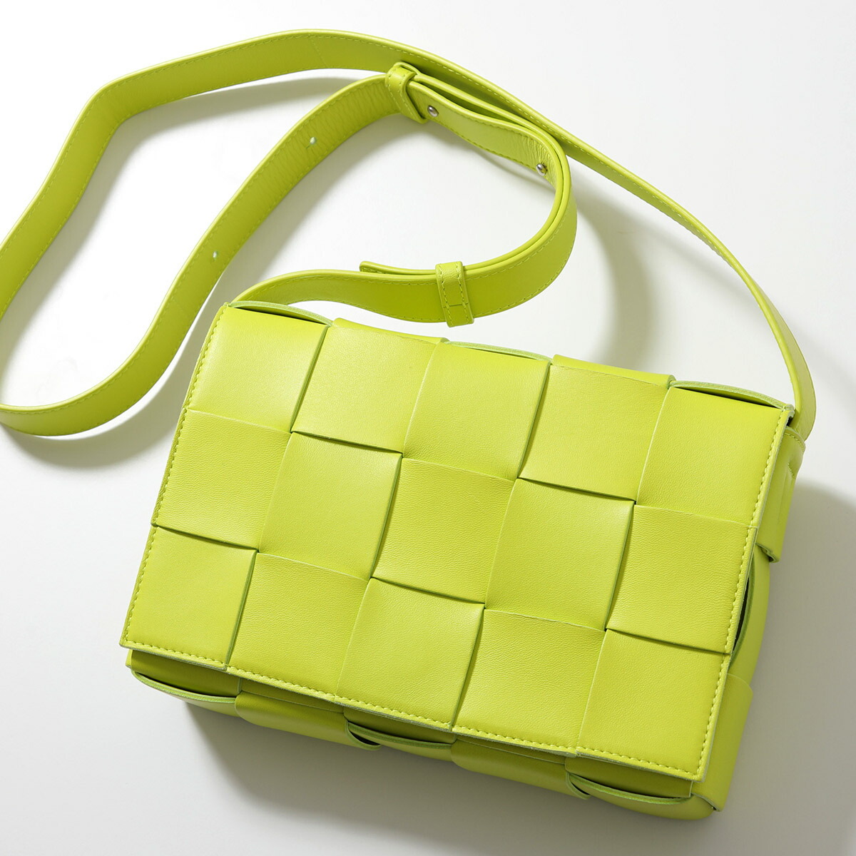 ボッテガヴェネタ BOTTEGA VENETA ツイスト ハンドバッグ ミニ Bottega Veneta ボッテガヴェネタ ハンドバッグ ツイスト – REKNOW