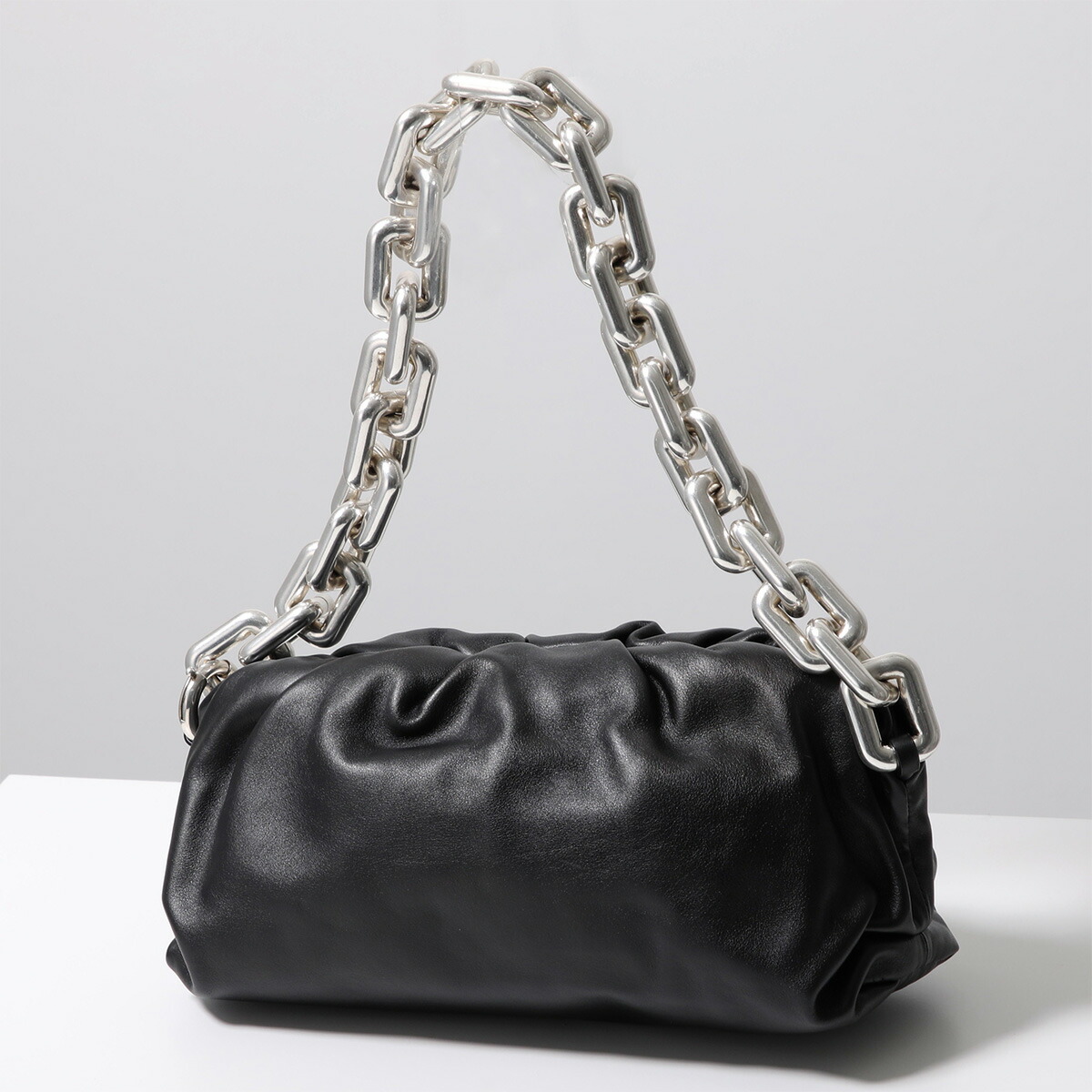 【直営店セール】BOTTEGA VENETA ショルダー バッグ チェーン カセット ショルダーバッグ ブラック 黒[631421 VBWZ0