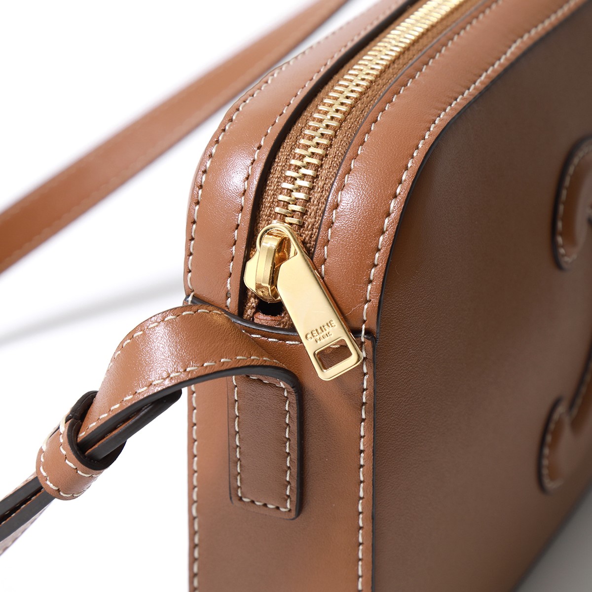 CELINE セリーヌ ショルダーバッグ Camera Bag 199183DU3.04LU 01BC