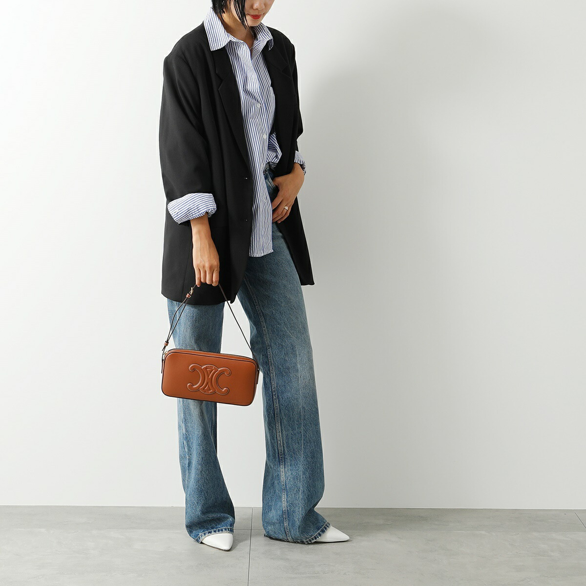 CELINE セリーヌ ショルダーバッグ Camera Bag 199183DU3.04LU 01BC