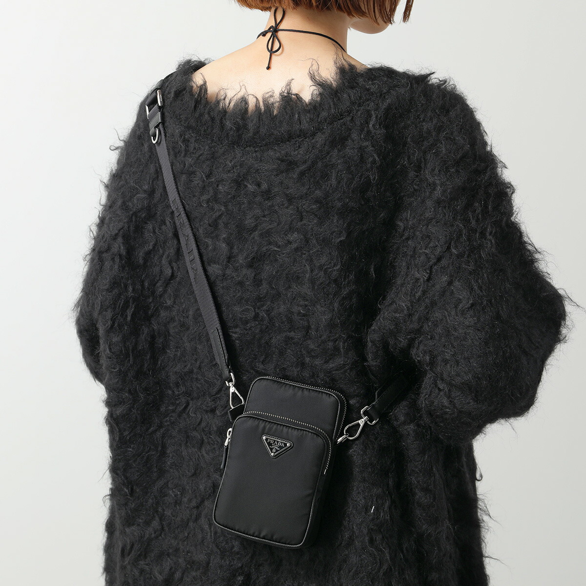 PRADA ブラック ドローストリングポーチ ☆送料関税込☆PRADA Re-Nylon ドローストリング バケットバッグ