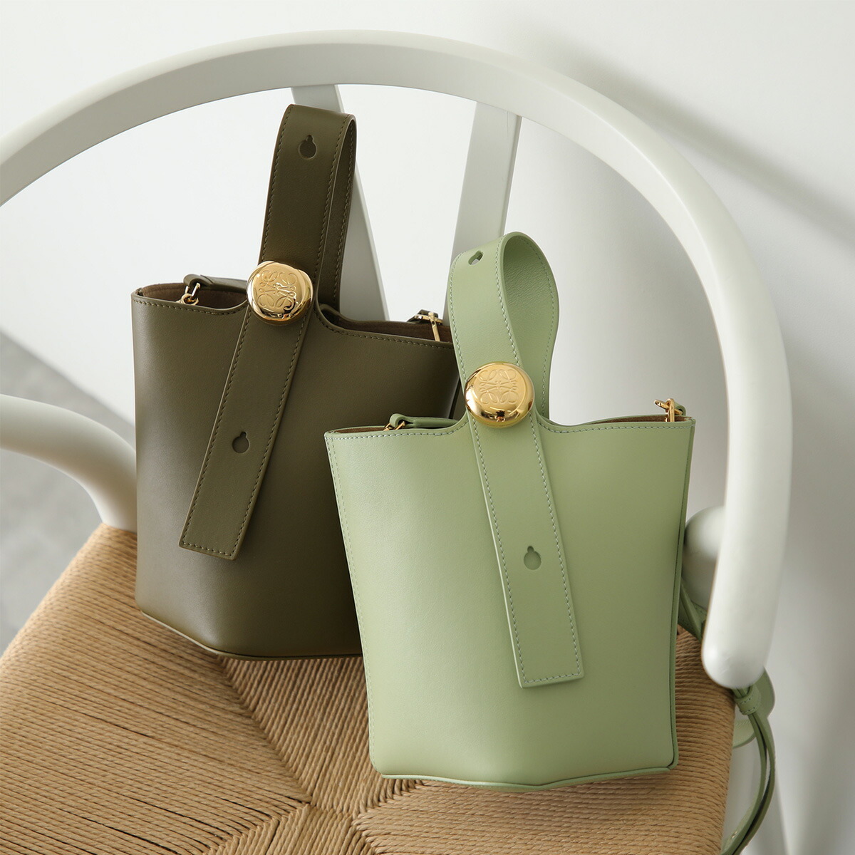 ロエベ ミニショルダーバッグ ポシェット 斜めがけ アナグラム 鍵 チャーム付き Gate（LOEWE） ロエベ ショルダーバッグ ゲートポケット