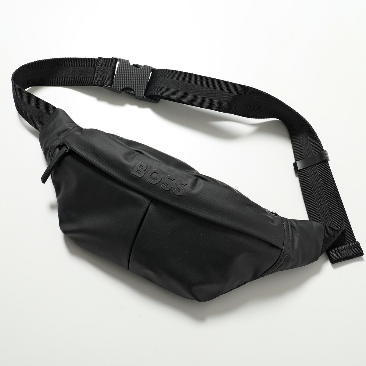 【新品未使用】HUGO BOSS ボディバッグ ニュー クロスタウン 黒 レザー 新品未使用】HUGO BOSS ボディバッグ ニュー クロスタウン 黒