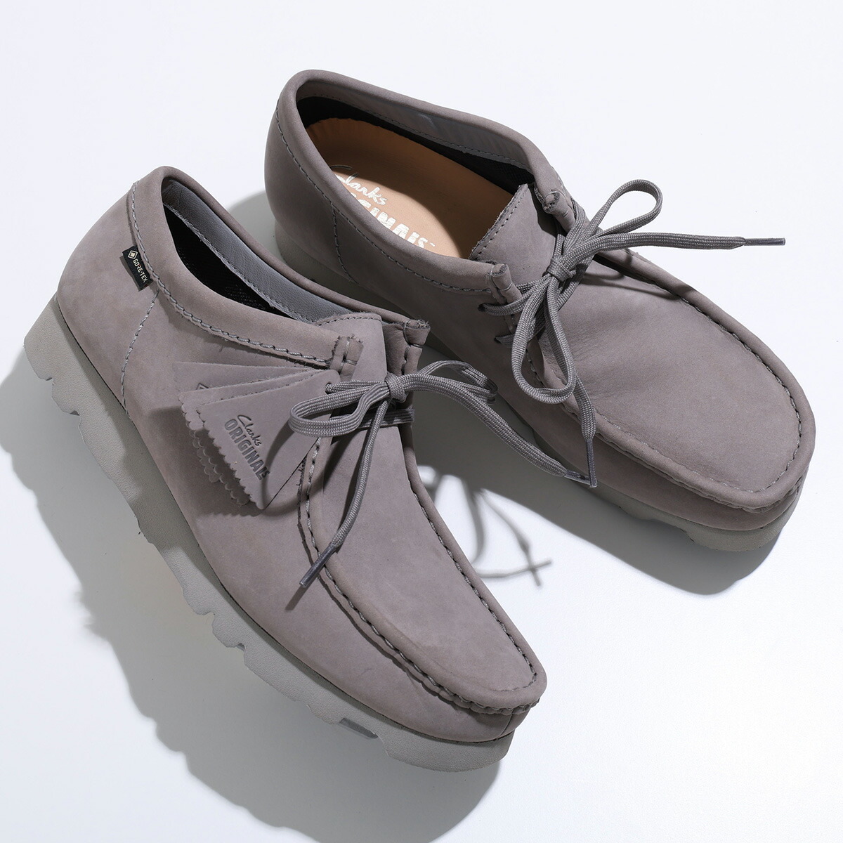 楽天市場】Clarks クラークス モカシン 26179252 WallabeeGTX