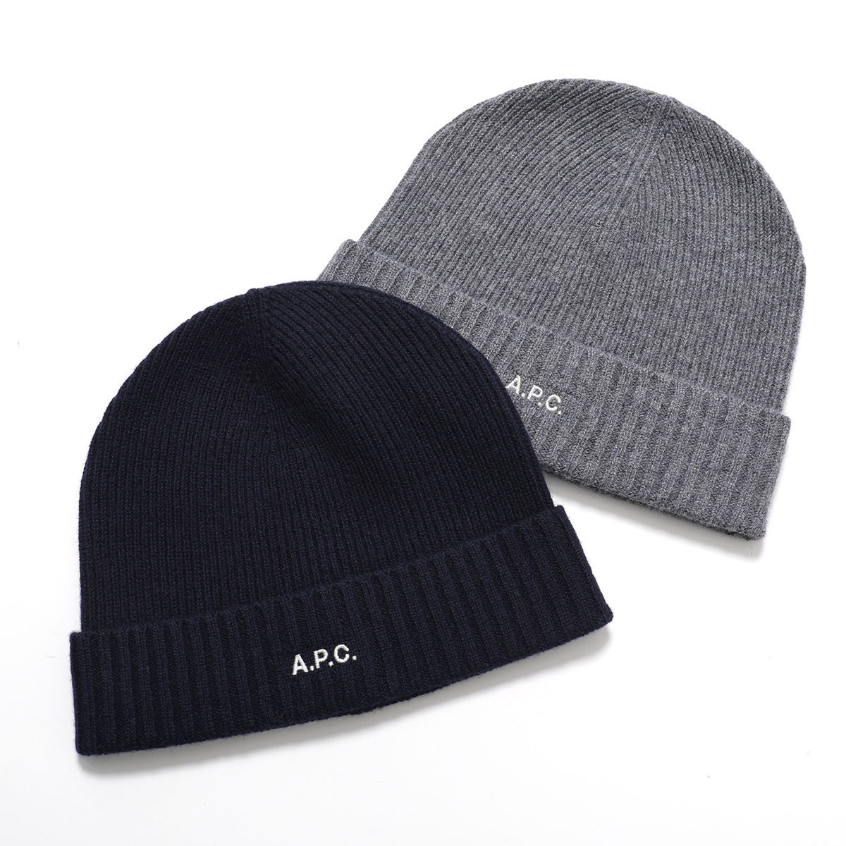 A.P.C. ニット帽　アイボリー　サイズフリー　2023年度　1回のみ使用美品 A.P.C. APC アーペーセー ニット帽 bonnet michelle WVBBR