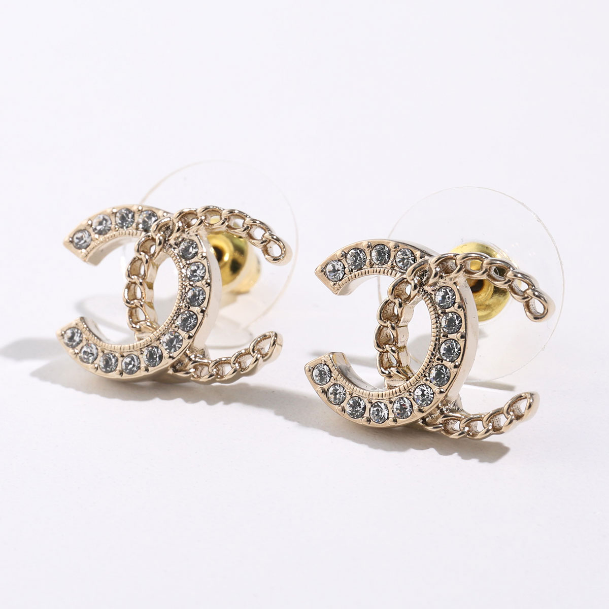 藤*範様 CHANEL ブラックメタル ピアス(片耳用) 藤*範様 CHANEL ブラックメタル ピアス(片耳用) 藤*範様 CHANEL