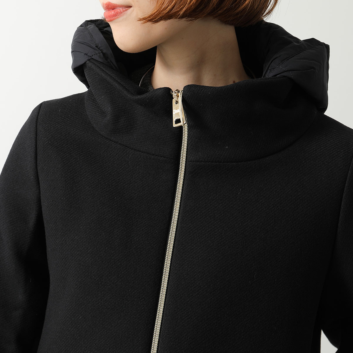 【最大2万円OFFクーポン対象・9/30～10/1限定】HERNO ヘルノ ダウンコート PI002118D 33344 レディース ウール切替 セミロング フード付 カラー3色