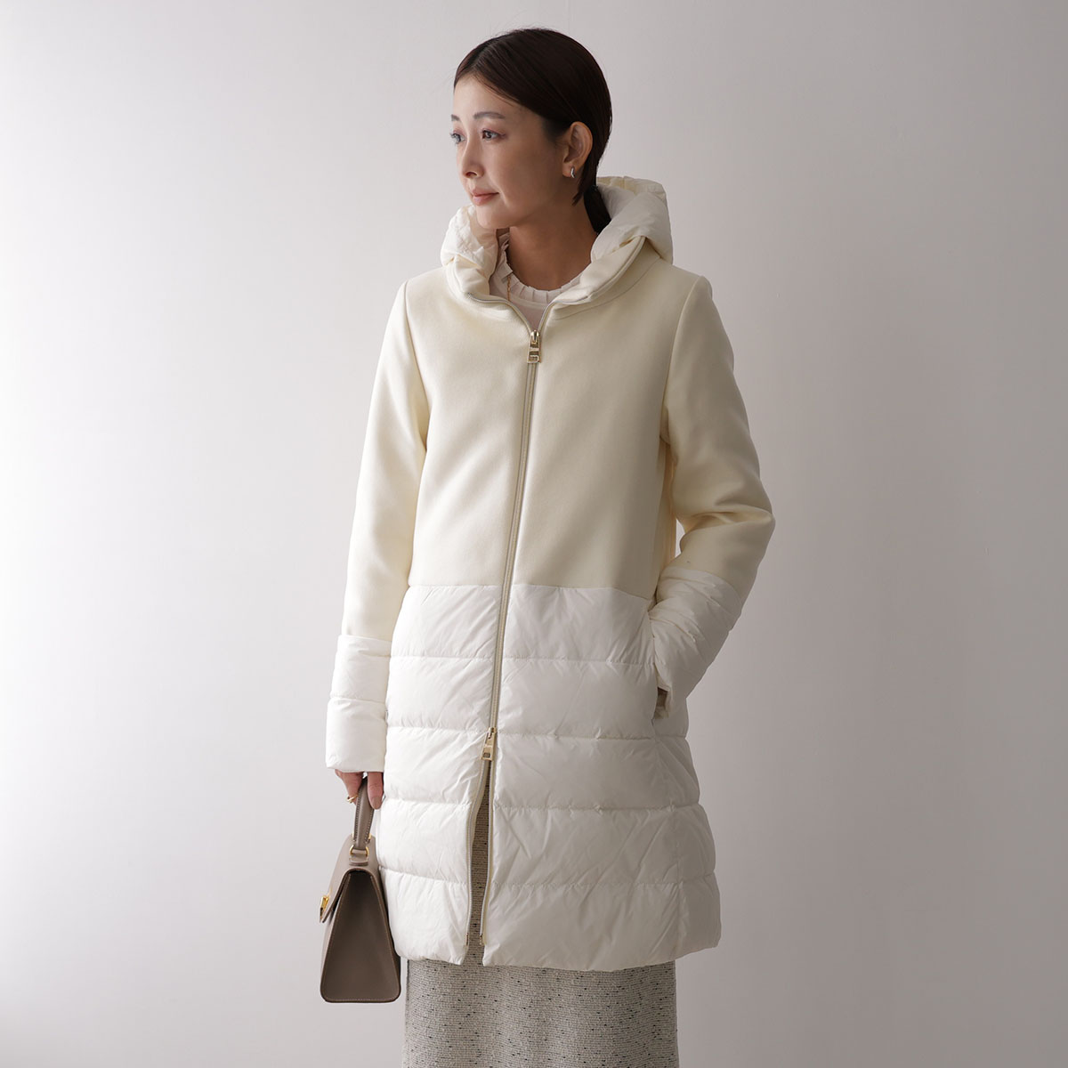 【最大2万円OFFクーポン対象・9/30～10/1限定】HERNO ヘルノ ダウンコート PI002118D 33344 レディース ウール切替 セミロング フード付 カラー3色
