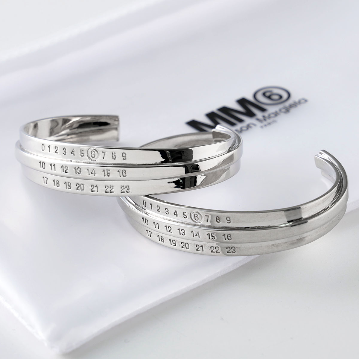 楽天市場】MM6 エムエムシックス メゾンマルジェラ バングル