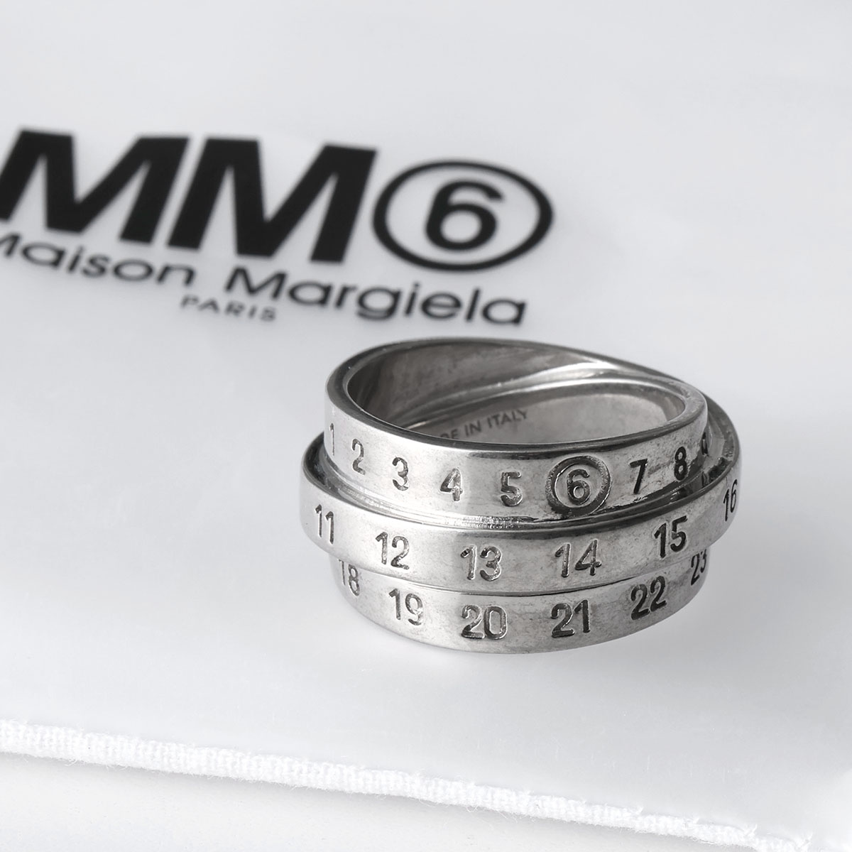 楽天市場】【最大2万円OFFクーポン対象・12/10-0時～】MAISON MARGIELA