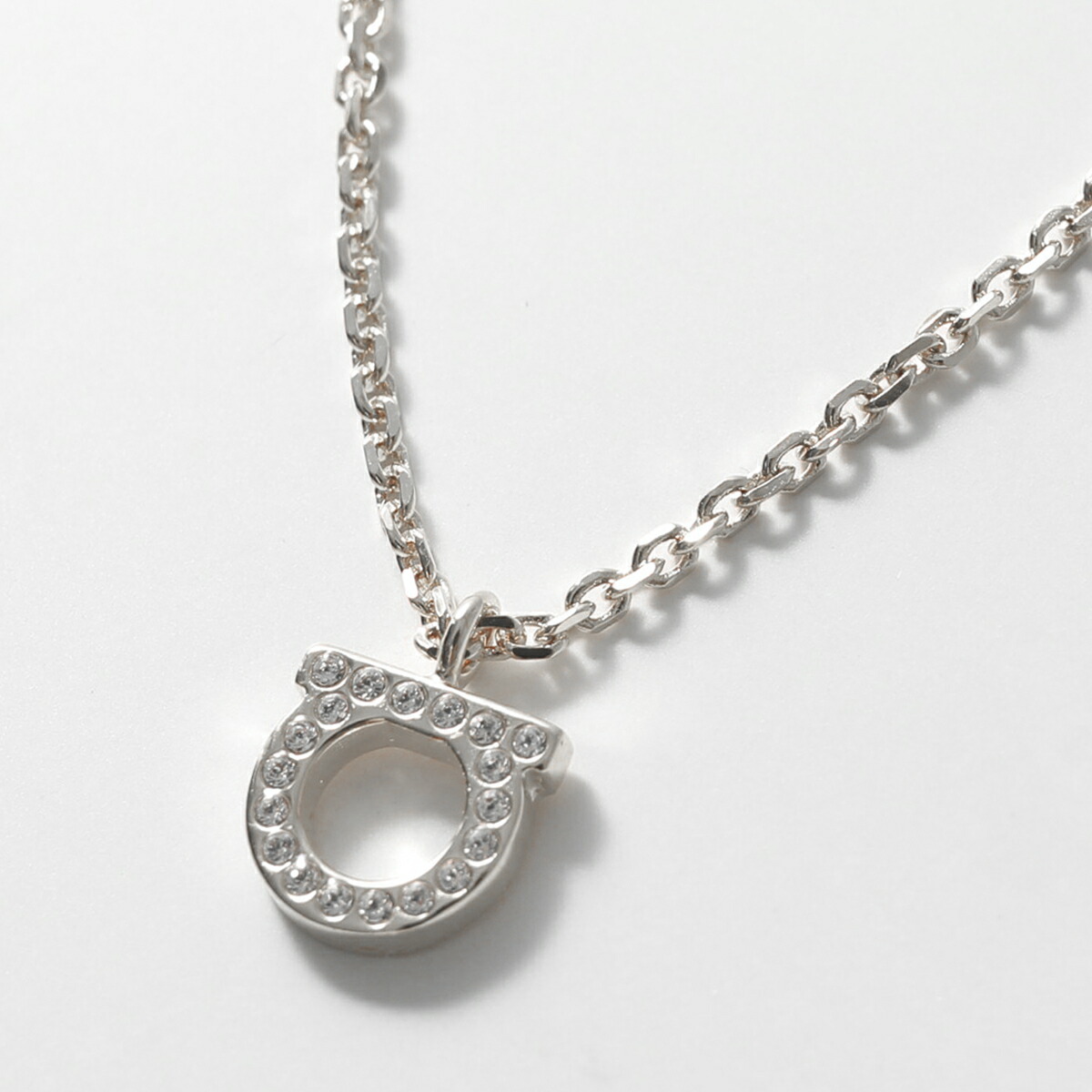 【国内発】フェラガモ ガンチーニ 76 0131 ネックレス 楽天市場】FERRAGAMO フェラガモ ネックレス 76 0131 レディース