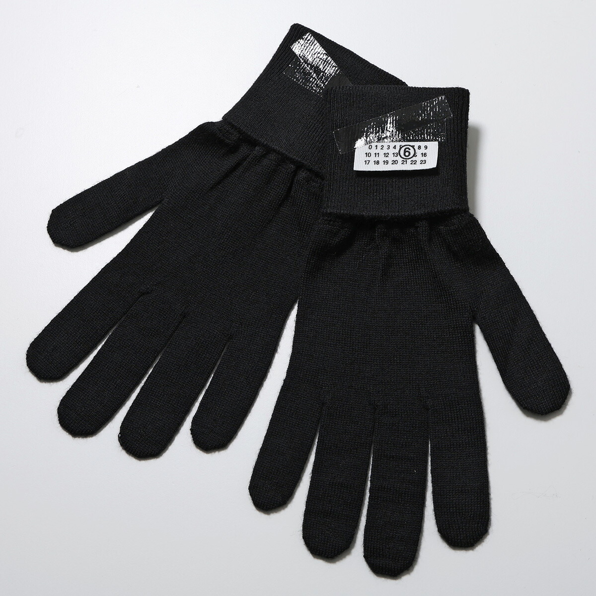 mm6 maison margiela マルジェラ 手袋　新品未使用 mm6 maison margiela マルジェラ 手袋 新品未使用 MM6 Maison Margiela
