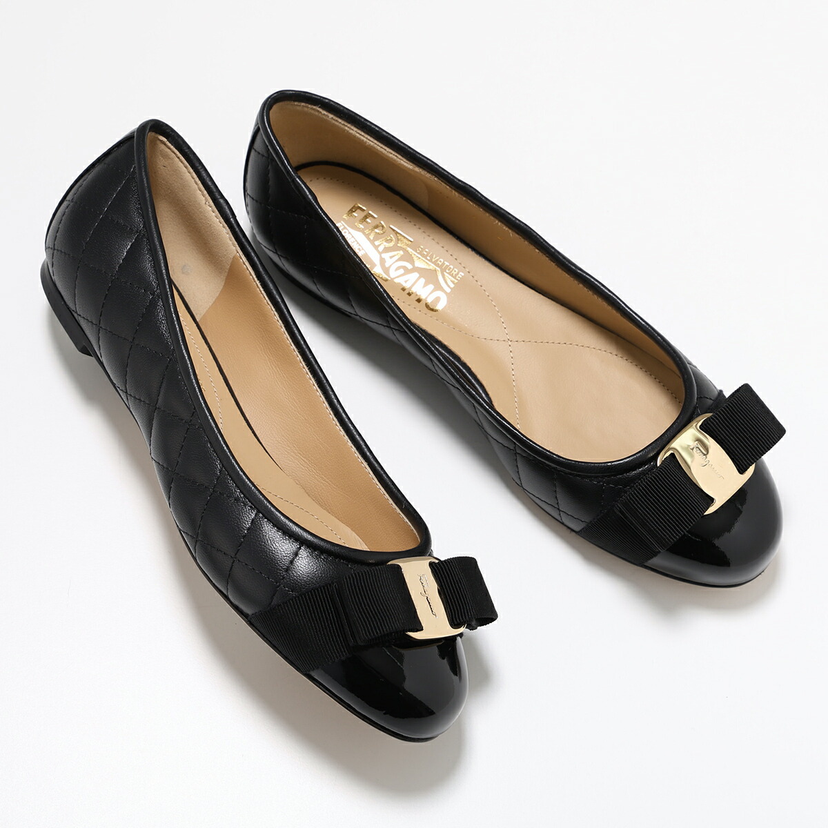 楽天市場】FERRAGAMO フェラガモ パンプス VARINA ヴァリナ 01 A181