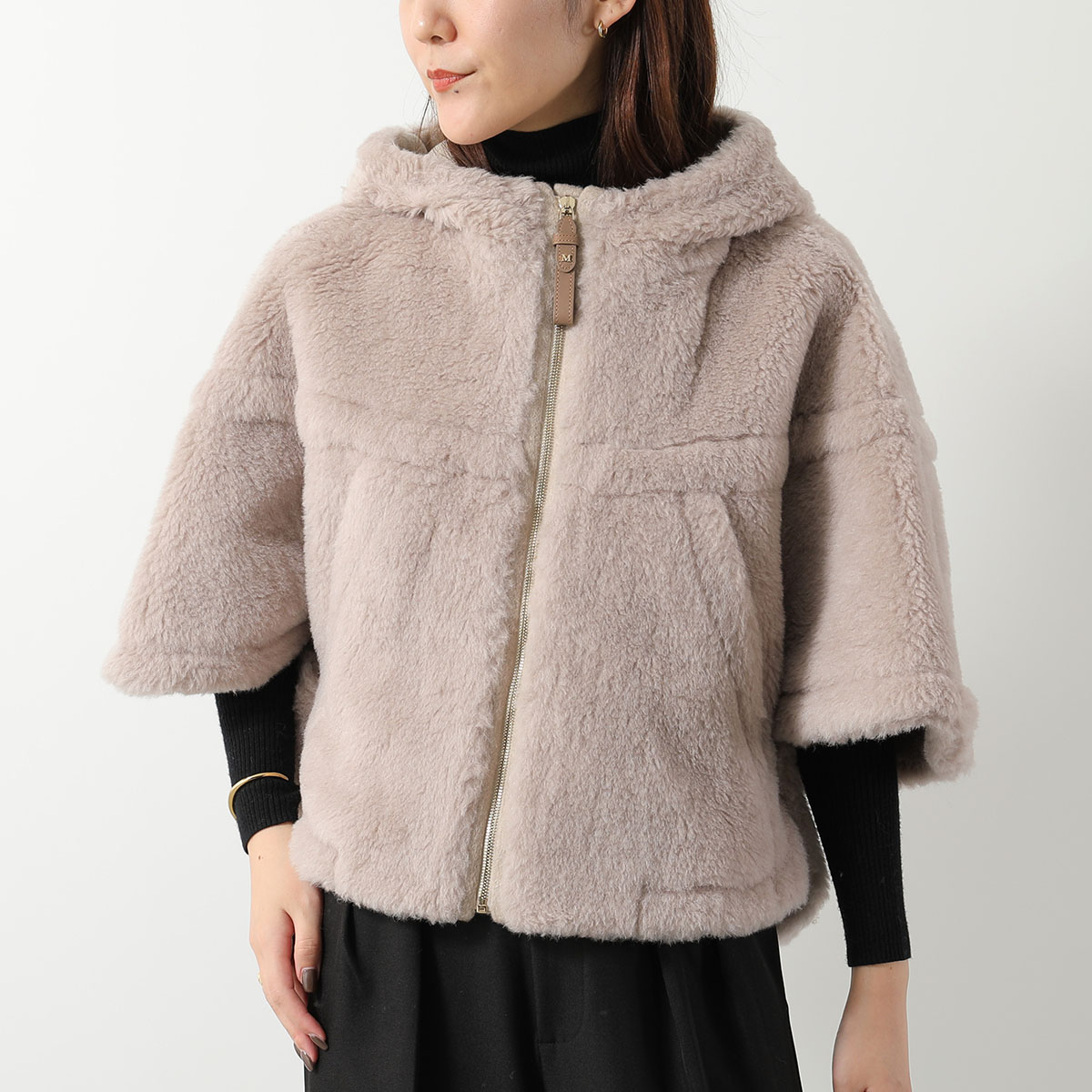 MaxMaraマックスマーラCAMBUSAテディベアケープコート新品タグ付 Max Mara（マックスマーラ） ケープ CAMBUSA1 レディース テディベア