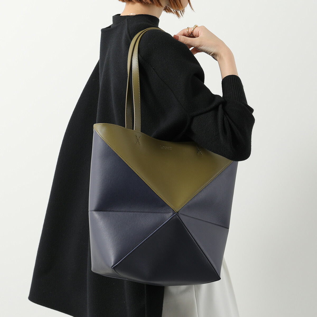 楽天市場】LOEWE ロエベ STANDARD A4 TOTE BAG トートバッグ ロゴ 本革