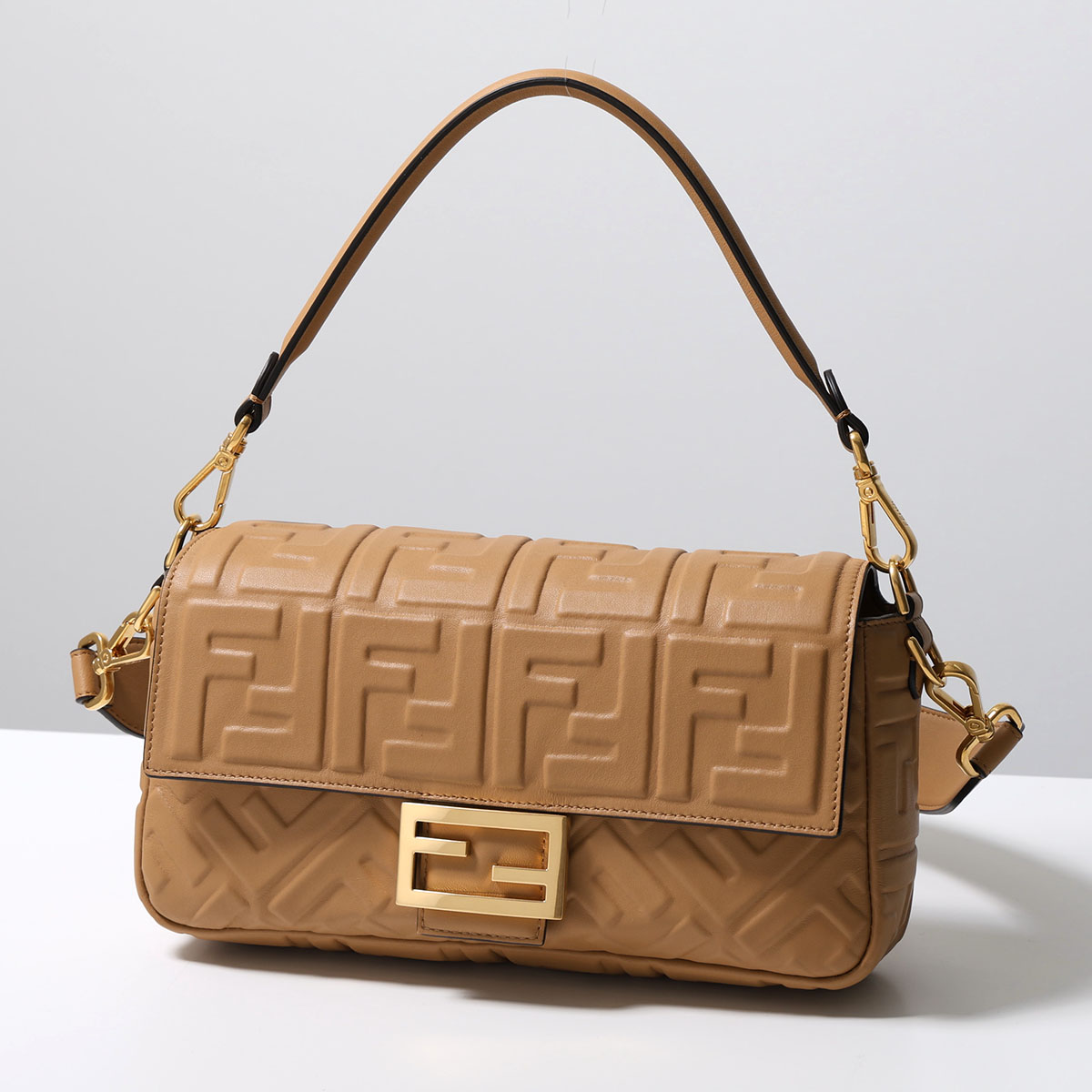 楽天市場】【最大2万円OFFクーポン対象・1/15限定】FENDI フェンディ