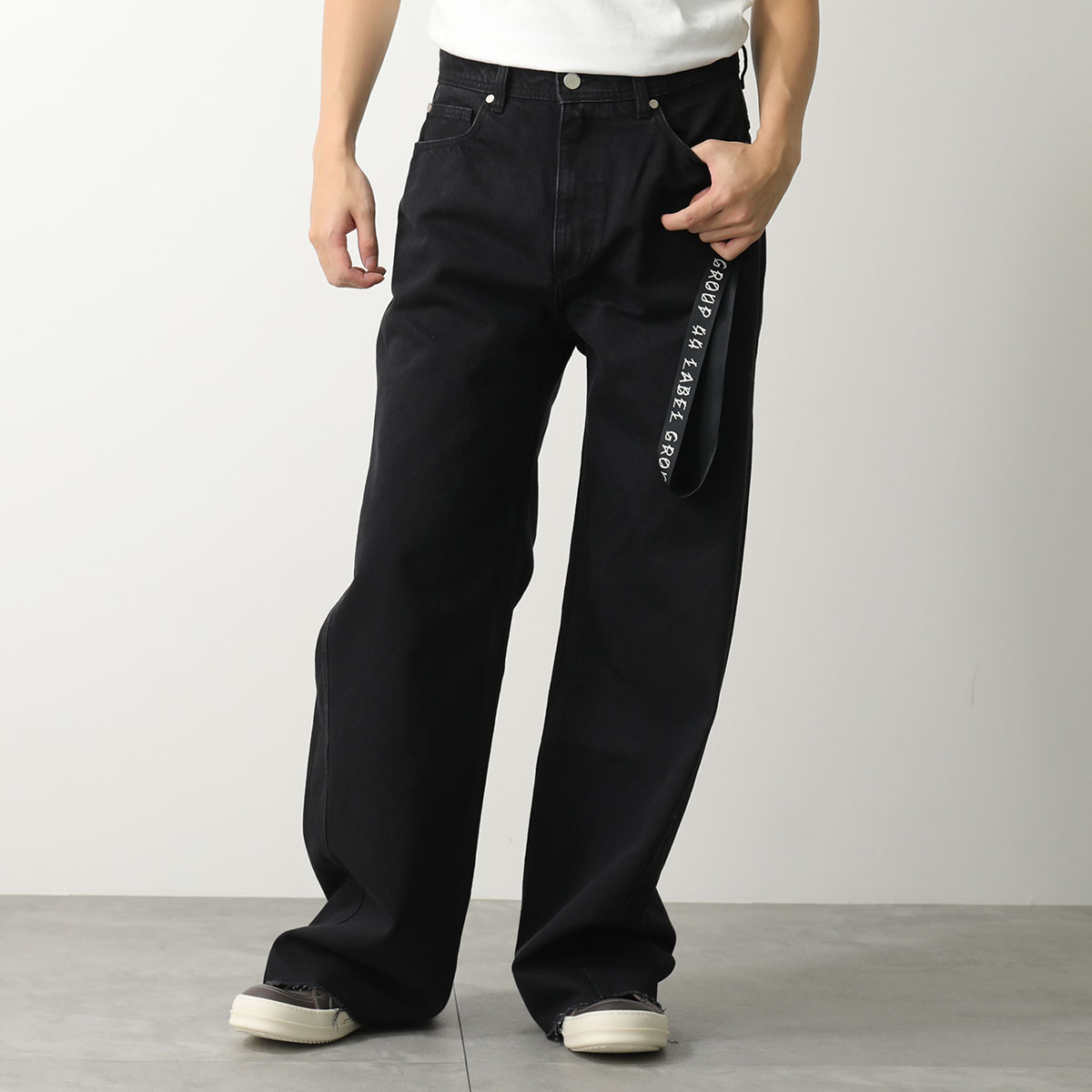 44 LABEL GROUP フォーティーフォーレーベルグループ ジーンズ PAPPAS PANT パパスパンツ B0030574 FA577 メンズ デニムパンツ 099/BLACK｜インポートセレクトmusee 15,900円