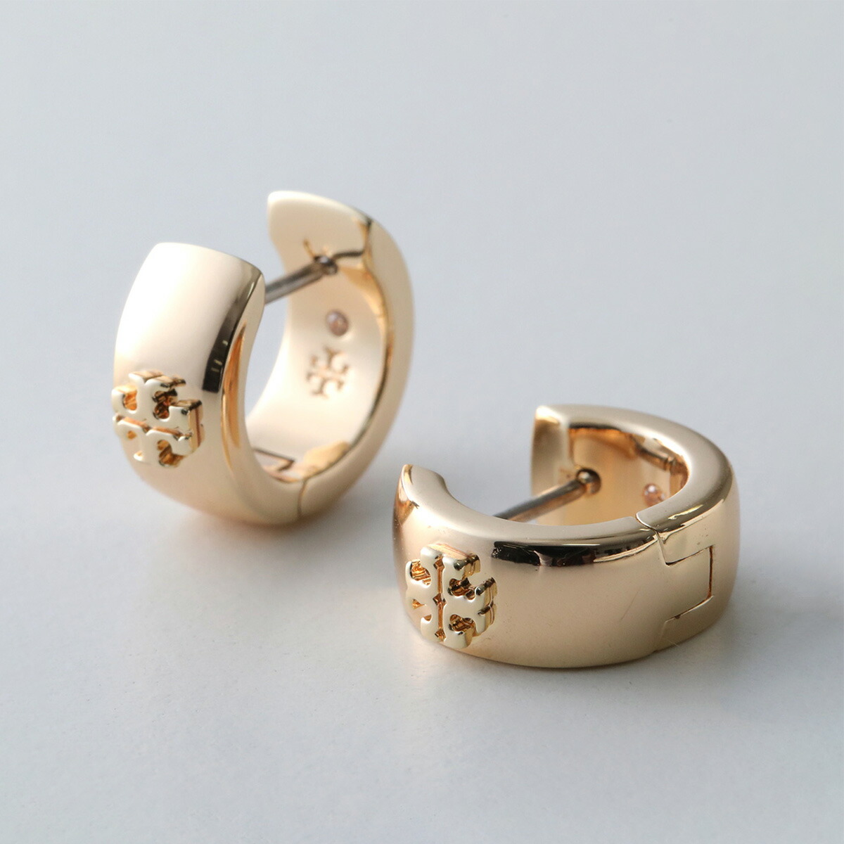 TORY BURCH トリーバーチ フープピアス KIRA HUGGIE キラ ハギー 164620 レディース ダブルT アクセサリー 720/TORY-GOLD 18,600円